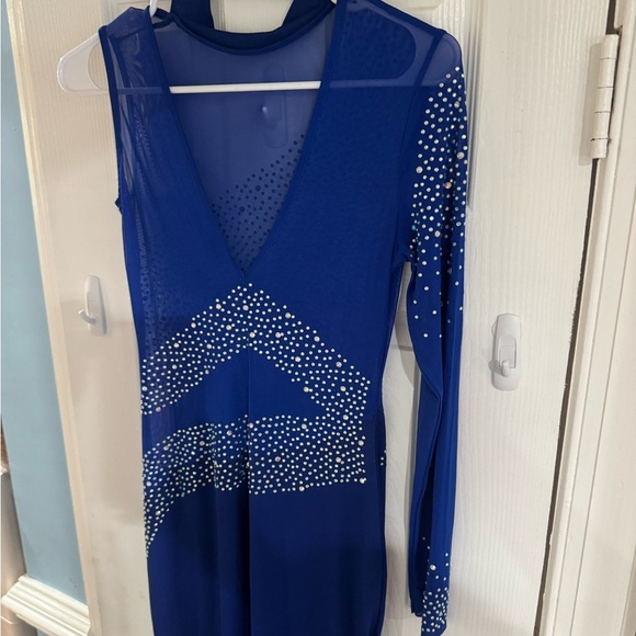 Elegant Blue Women's Dress - Picture 3 of 13